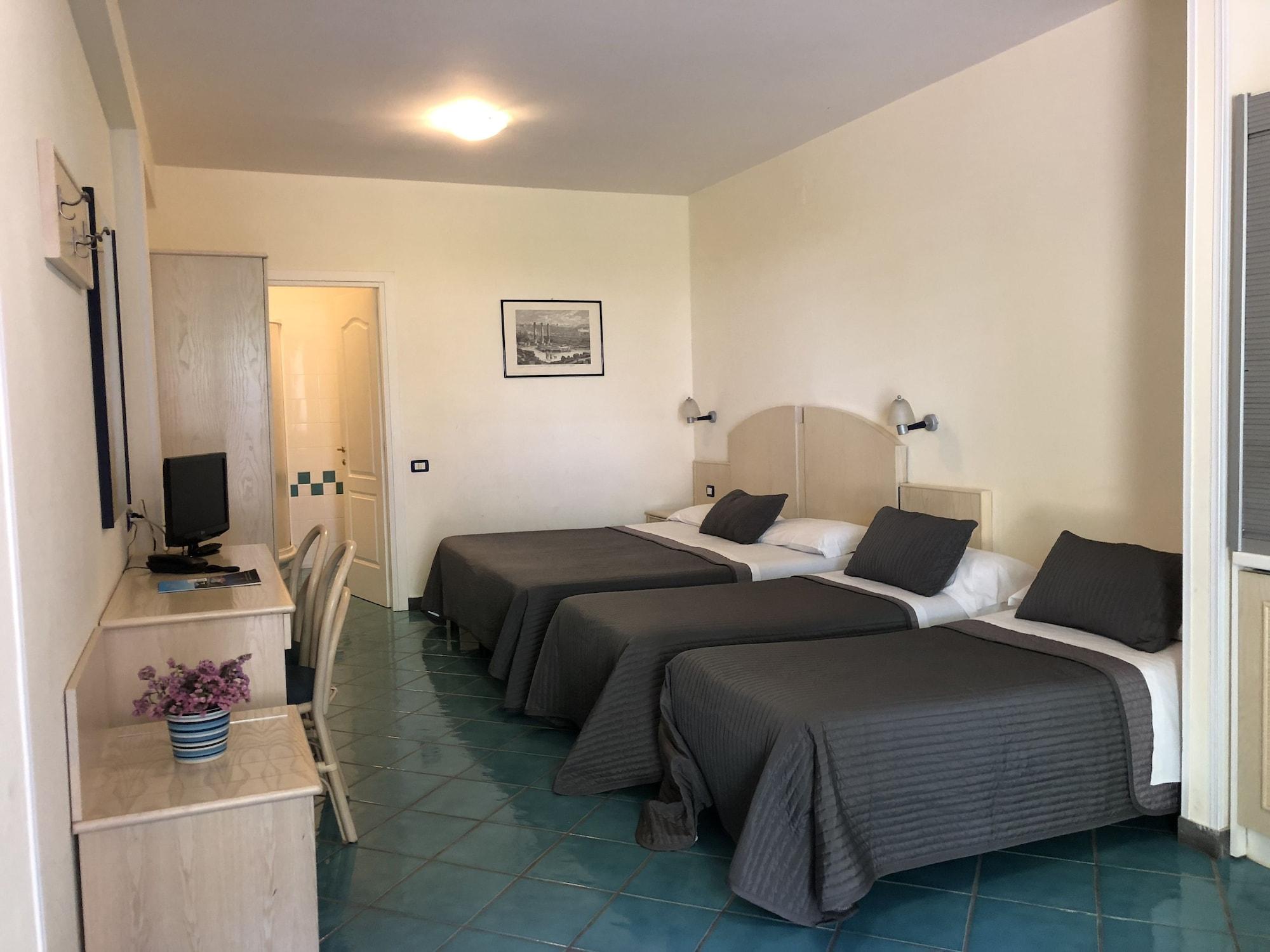 Agave Hotel Pozzuoli Exterior photo